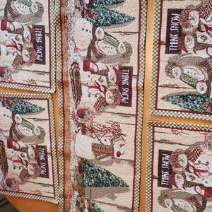 Christmas Placemat with table runner(think snow) set